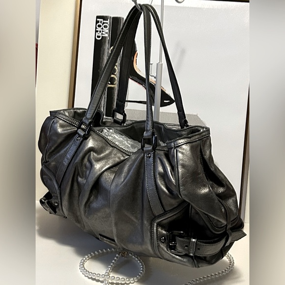 Burberry Silver Metallic Leather Should Bag Tote - Picture 5 of 15